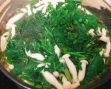 Hình bước làm 4 của món Canh Rau Tập Tàng Nấu Nấm Linh Chi Trắng