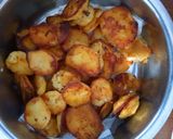A picture of step 7 of Cider-Glazed Roast Chicken with Crispy Potatoes.