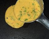 A picture of step 3 of Stuffed besan chhila.