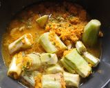 A picture of step 2 of Stuffed Ridge gourd.