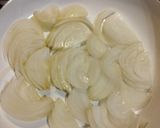 Foto del paso 1 de la receta: Tortillitas rellenas con mortadela con nuez (Las Dinas)