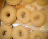 A picture of step 5 of Doughnuts.