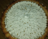 Foto del paso 5 de la receta: Tarta de dulce de leche, pastelera y merengue