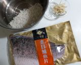 薑絲鱸魚粥的食譜步驟1照片