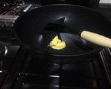Foto langkah ke 3 dari resep Telor Kecap Tomat (ala My Father, Pak Bambang👨🏻🍳).
