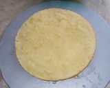 A picture of step 1 of Fresh cocktail cake.