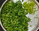 પાલક પનીર ચીઝ પરાઠા (Palak Paneer Cheese Paratha Recipe In Gujarati) રેસીપી સ્ટેપ2ફોટો