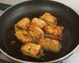 A picture of step 10 of Khichdi Sev Roll.