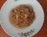 Foto langkah ke 4 dari resep Bihun Goreng Sosis.