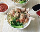 Foto langkah ke 6 dari resep Bakso Daging Sapi + Udang dengan Kaldu Iga Sapi.