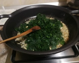 Foto del paso 3 de la receta: Puré de espinaca con huevo frito