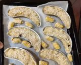 Foto langkah ke 8 dari resep Banana Milk Pastry.