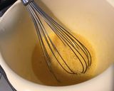 Une image de l'étape 4 de Flan pâtissier aux raisins de corinthe et vanille pâte brisée au rhum.