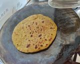 A picture of step 3 of Hidden veg and grains paratha.