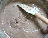 Foto langkah ke 3 dari resep Cake Ketan Hitam Lumer.