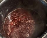 Foto del paso 3 de la receta: Frutillas cocidas más crocante para acompañar helado