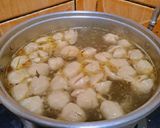 Foto langkah ke 4 dari resep Bakso Praktis anak kos dikala Hujan.