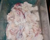 Foto langkah ke 1 dari resep Cumi asam manis.
