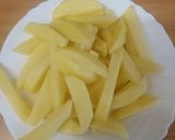 Foto del paso 5 de la receta: Patatas fritas en salsa amarilla