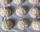 Foto del paso 9 de la receta: Bollitos sin gluten rellenos de frambuesas ❤️ y almendra