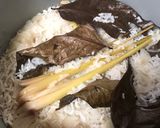 Foto langkah ke 5 dari resep Nasi Liwet Teri Magicom Praktis.