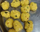 A picture of step 6 of Thattai Rice Flour Crispy Crackers (Evening snacks in Tamil nadu).