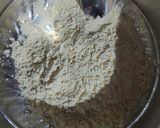 A picture of step 3 of Rava upma.