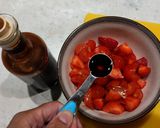 A picture of step 2 of Strawberry and tomato pudding.