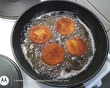 Mentás-spenótos zöldborsófőzelék rántott párizsival recept fázis 8 fotója