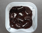 A picture of step 7 of 1-Minute Microwave Rich Oreo Brownies.