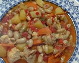 Foto del paso 9 de la receta: Guiso de pollo con porotos y verduras muy sabroso y nuevo cuchillo 🔪