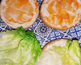 A picture of step 2 of Grilled Chicken Fillet Burgers.