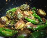 A picture of step 5 of Bhagaray baingan.