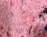 A picture of step 5 of Strawberry sandesh.