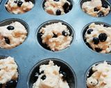 Foto del paso 5 de la receta: Muffins de quesillo con arándanos