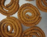 A picture of step 7 of Baked Chakali.