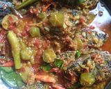 Foto langkah ke 4 dari resep Ikan Nila Pedas Belimbing Wuluh.