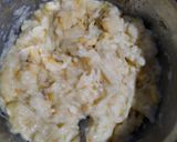 Foto langkah ke 1 dari resep Bolu Pisang Kepok (Tanpa Mixer).