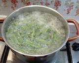 Foto del paso 1 de la receta: Salteado de Judías y Bacon con Huevo