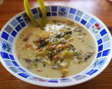 Foto del paso 10 de la receta: Sopa de lechuga con jamón curado y cansalada
