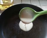 Foto langkah ke 5 dari resep *risol mini*.