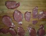 Foto del paso 2 de la receta: Solomillo de cerdo con vino tinto y nueces