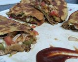 A picture of step 12 of Chapatti pizza.