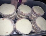 Foto del paso 5 de la receta: Alfajores de maicena medianos
