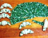 Medvehagymás-mascarponés kiflik recept fázis 4 fotója