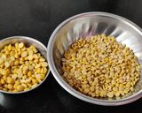 A picture of step 1 of Maharashtrian Golyachi Aamti (गोळ्याची आमटी).