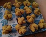Foto langkah ke 7 dari resep Bolu kukus gula merah Tintin rayner.