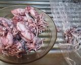 Foto langkah ke 1 dari resep Cumi pete cabe ijo.