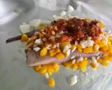 Une image de l'étape 8 de Queues de lotte au poivron jaune, oignon, tomate et estragon.