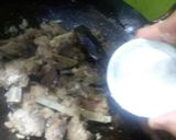 A picture of step 3 of Namkeen mutton karia.